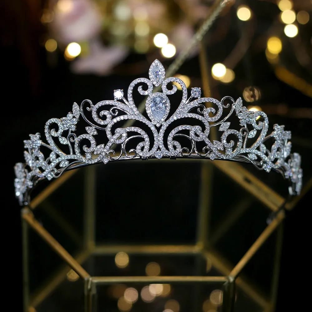 T210. Rhinestone Tiara for wedding.